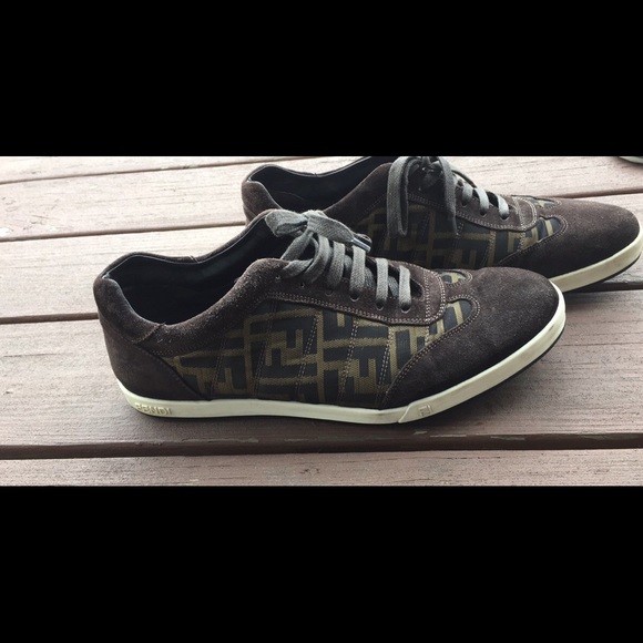 Fendi - Picture 1 of 2